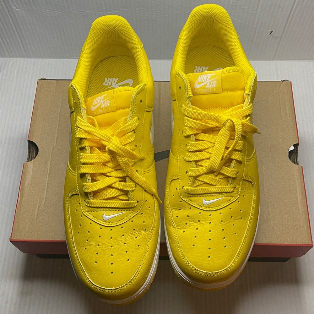 🆕listing…Air Force 1 Low Retro - Picture 2 of 12